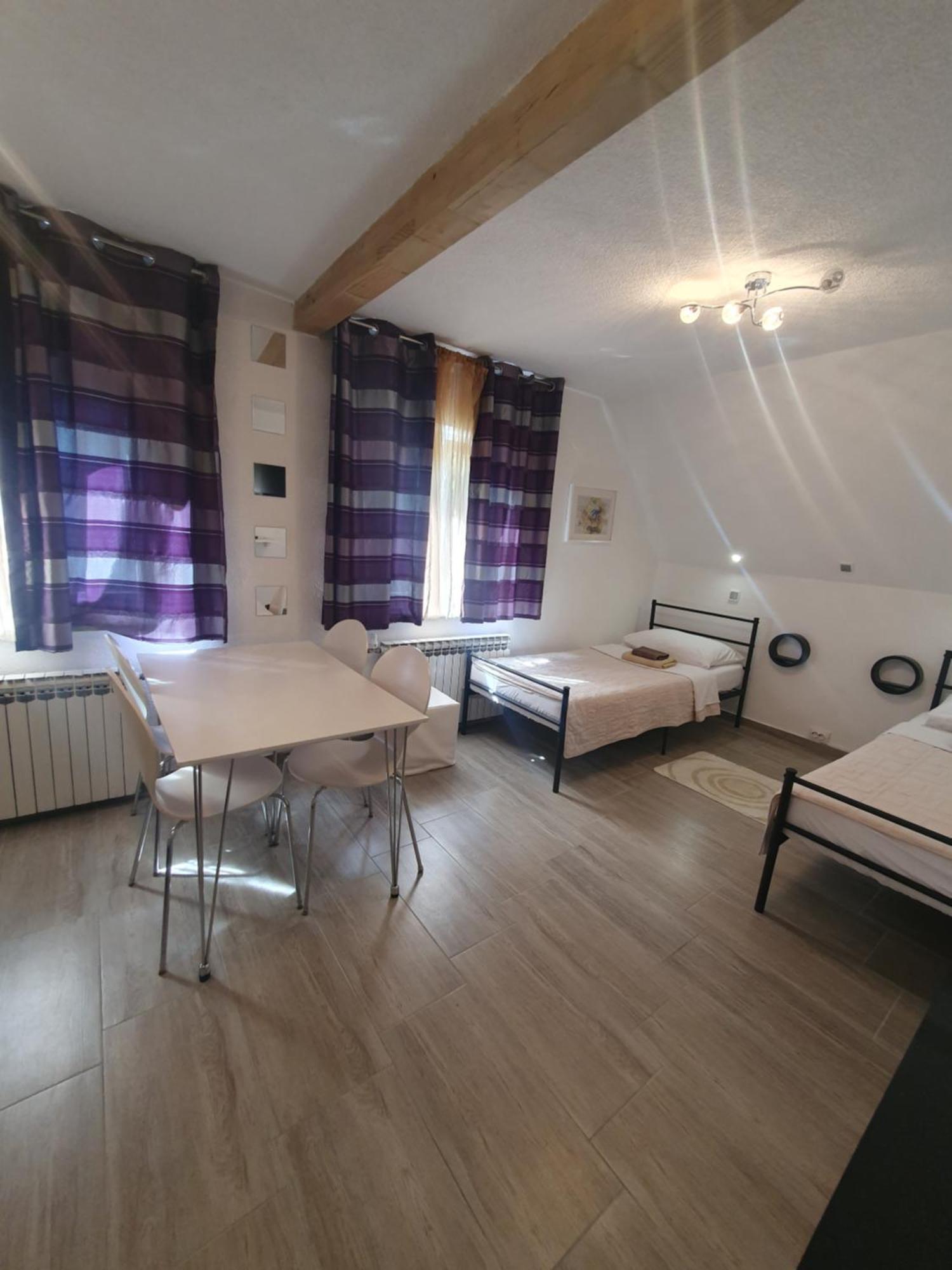 Guesthouse Nikola พลิตวิชกา เยเซรา ห้อง รูปภาพ